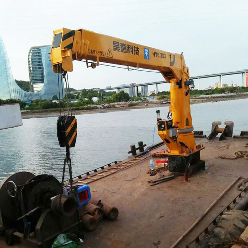 8 Tons Wireless Remote Control Hydraulic Marine Telescopic Crane